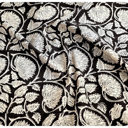 Coupon tissu indien 40 x 110 cm coton inde imprimé à la main block print fleurs lotus ecru noir