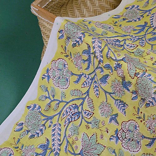 Coupon tissu indien 55 x 110 cm coton inde imprimé à la main block print jaune rose bleu