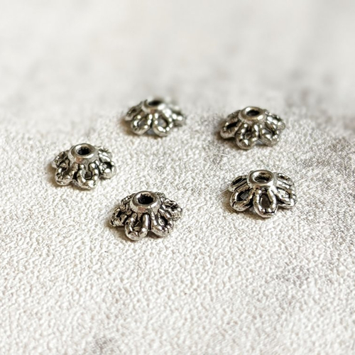 10 coupelles calottes métal argenté ajouré pour perles 6 mm forme fleur style oriental