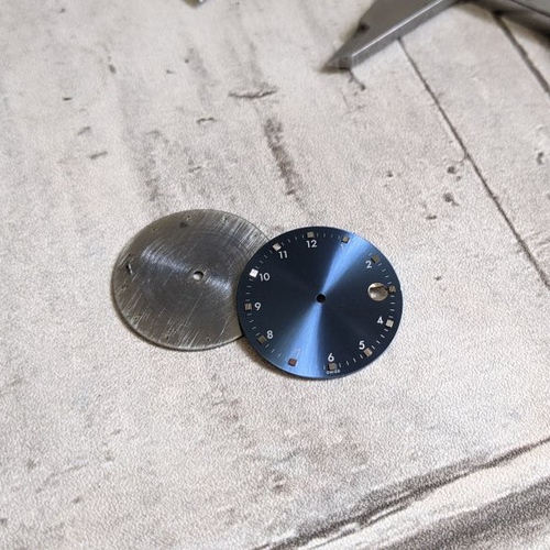 Cadrans de montre guichets bleu et argenté pour bijoux steampunk scrapbooking 29mm x2