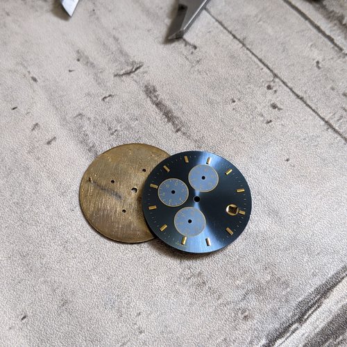 Cadrans de montre guichets bleu foncé et doré pour bijoux steampunk scrapbooking 29mm x2