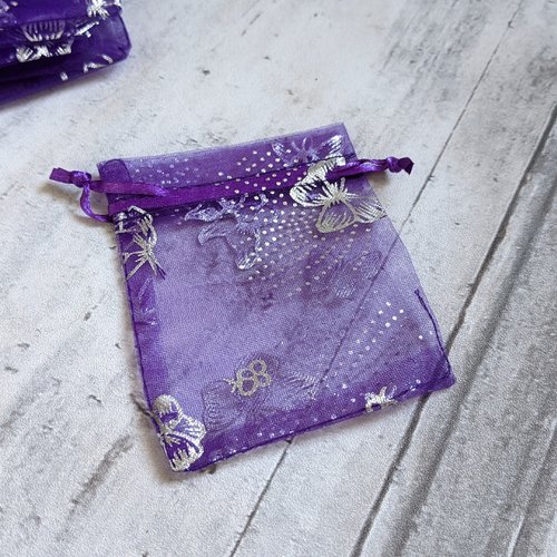 Pochettes organza violet motifs papillons argent 95x67mm x7