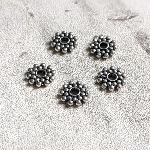 Perles plates intercalaires toupies fleurs pétales métal argenté 7x1,2mm x14
