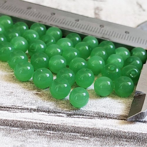 Perles en verre vert jade translucide 6 mm x48