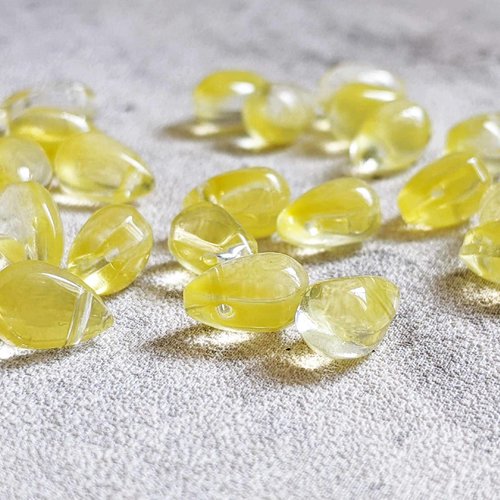 Perles en verre goutte transparente jaune trou en haut 8x6mm x20