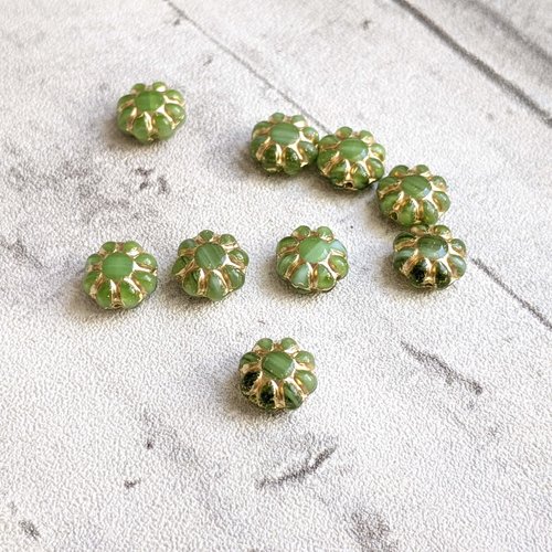 Perles fleur en verre tchèque vert et dorure 9x5mm x5
