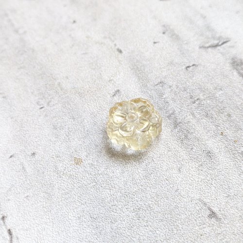 Perle verre fleur relief 15 mm jaune clair transparent x1
