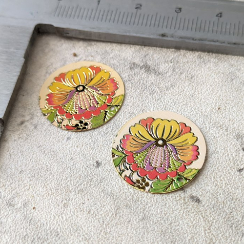 Estampes pendentifs rondes laiton doré multicolores fleur pensées 20mm x2