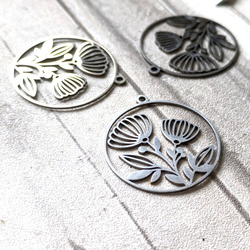 1 pendentif rond breloque acier inoxydable argent fleur oeillet 33x30mm