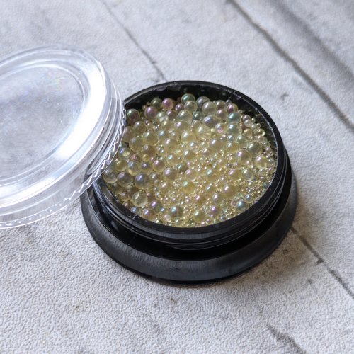 Environ 20g de mini billes en verre effet bulle reflets colorés pour résine uv ou résine époxy, jaune clair transparent