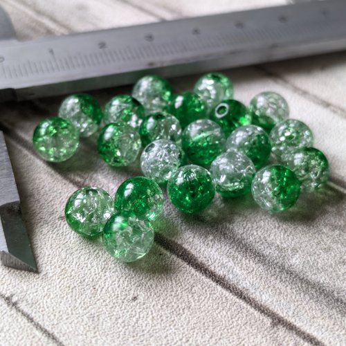 Perles rondes effet craquelé vert transparent acrylique 8 mm x50
