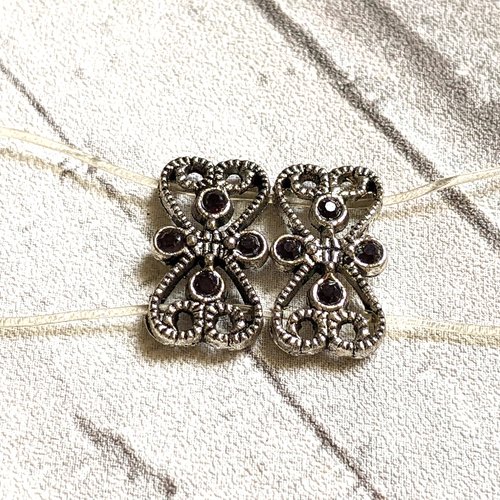 Connecteurs breloques noeud métal argenté art déco strass violet / rouge 18 x 10 mm x4