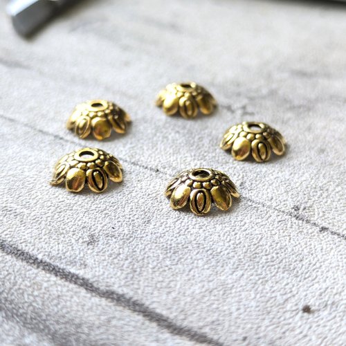 10 coupelles calottes doré fleur motif arabesque métal pour perles diamètre 12mm