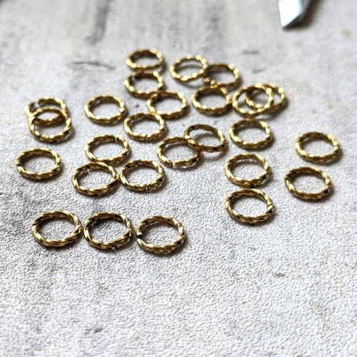 Anneaux de jonction ouverts acier inoxydable doré torsadés 8 mm x 1mm x10