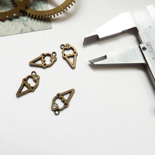 4 breloques cornet de glace métal couleur bronze avec strass verre style diamant, 1 x 2 cm