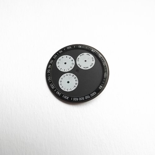 1 cadran de montre noir et blanc chronographe, diamètre 2,9 cm