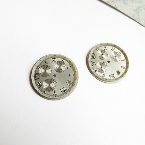 1 cadran de montre gris en laiton type chronographe avec luminova ® sur les chiffres romains, diamètre 3 cm