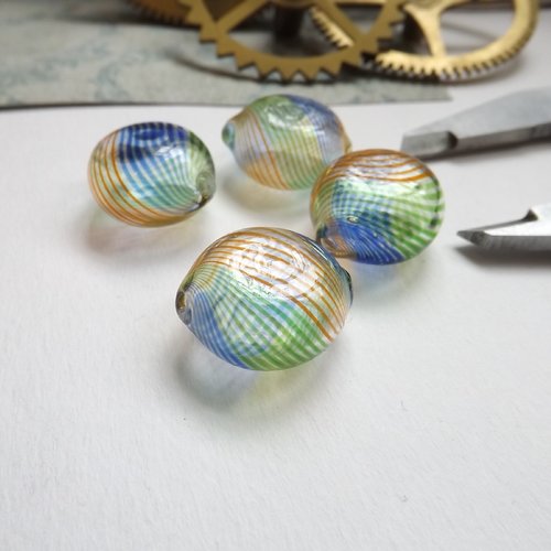 2 perles de verre filées au chalumeau ovale palet multicolores, 2,3 x 1,9 x 1,2 cm