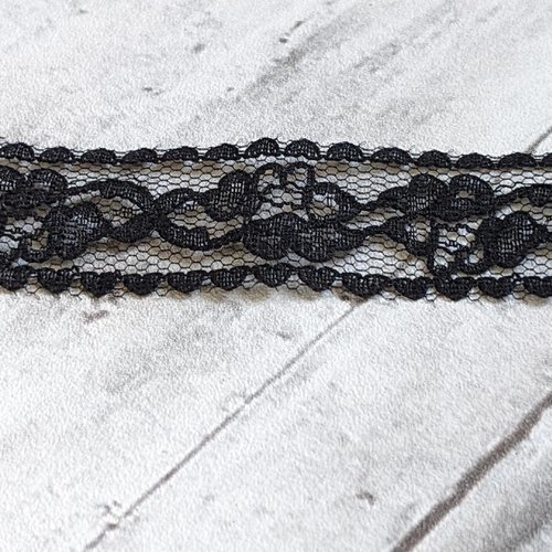 Ruban dentelle noire brodée fleurs polyester et coton 20 mm, 0m45