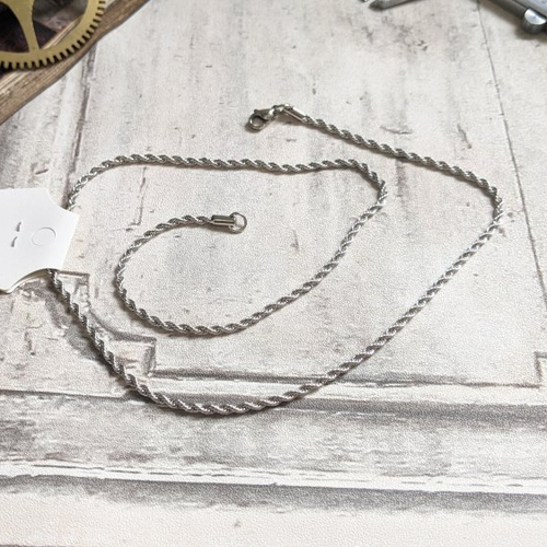 Chaine torsadée collier acier inoxydable argenté avec fermoir mousqueton 54,5cm x1