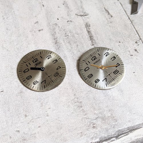 Vrais cadrans de montre vintage laiton argenté aiguilles 30 mm x2