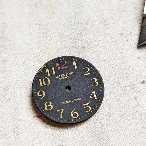 Cadran de montre rond cabochon plat noir doré rouge 26 mm x1