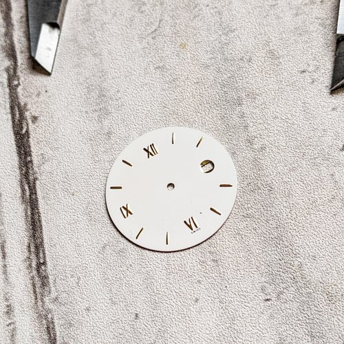 Cadran de montre rond ou cabochon plat blanc chiffres dorés romains 29 mm x1