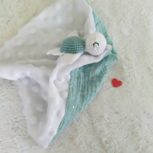 Doudou plat tortue glacier, coton bio, fait main, cadeau naissance, séance photo de naissance