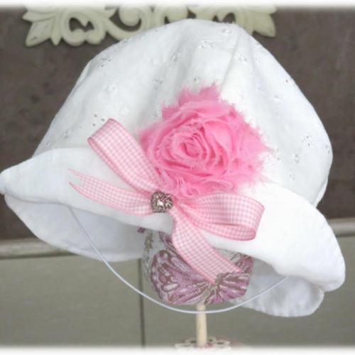 Chapeau fille en lin et coton - fleur rose - taille 45 cm