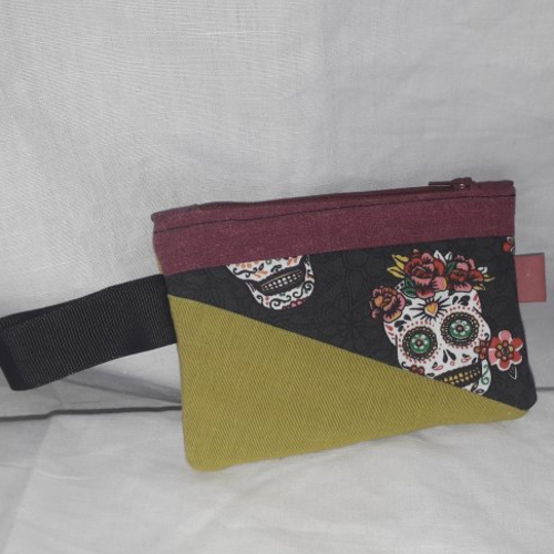 Porte-monnaie pochette a maquillage crazy patchwork "cadaveras"