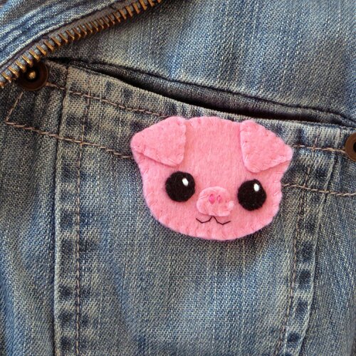 Broche cochon en feutrine, cadeau kawaii fait main