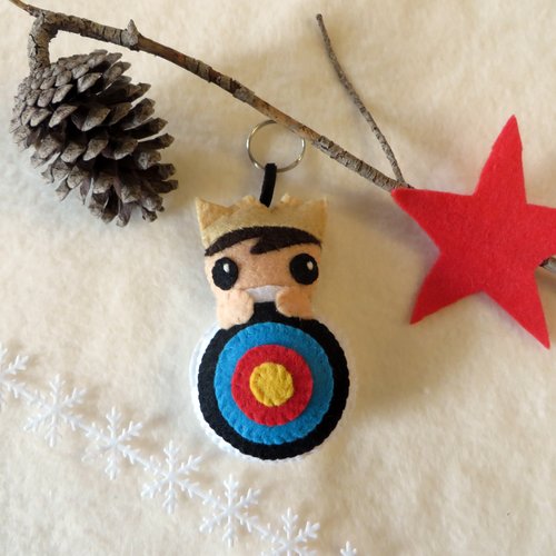 Décoration de tir à l'arc pour carquois, peluche roi dans une cible