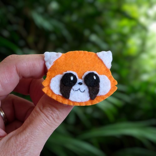 Broche panda roux kawaii, cadeau pour enfant