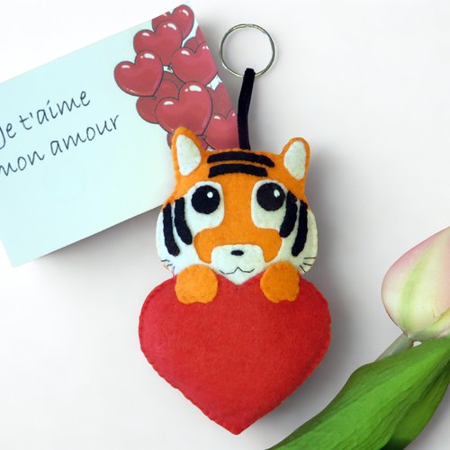 Peluche tigre, idée cadeau pour dire je t'aime