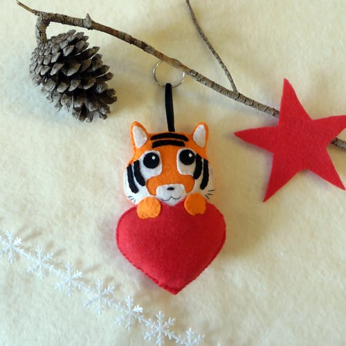 Peluche tigre, idée cadeau pour dire je t'aime