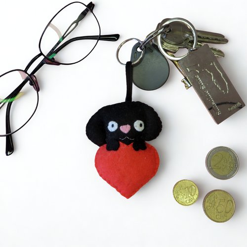 Porte clé labrador noir, chien en feutrine