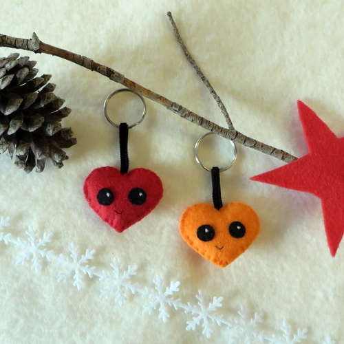 Porte clé coeur kawaii, bijou de sac en feutrine