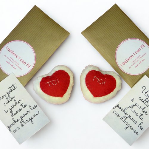 Calins de poche, deux petits coeurs brodés toi et moi