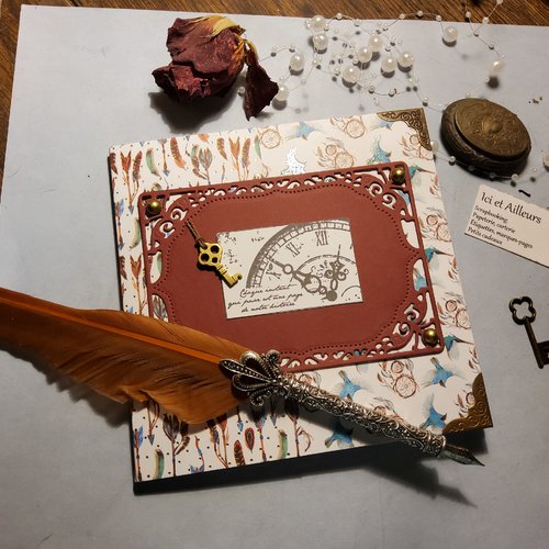 Album scrapbooking, , porte photos, papeterie, note book, embellissement, cartes,  papier fantaisie, brad. loisirs créatifs