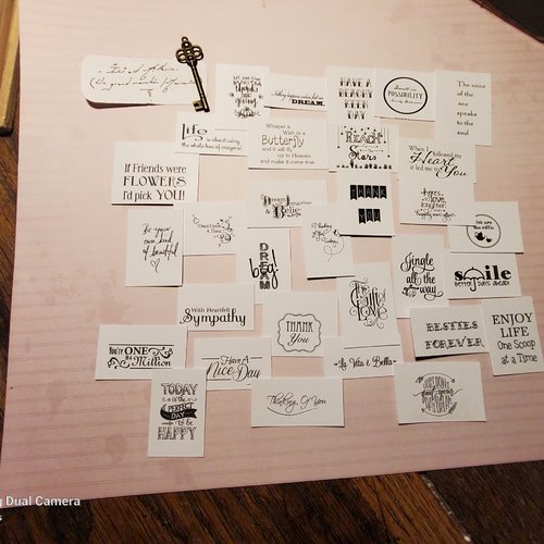 30 tags, découpes papier,  jolies petites phrases.. scrapbooking, carterie, papeterie, loisirs créatifs