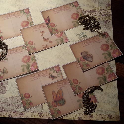 Lot 8  images, petites cartes.  roses anciennes et papillons, post card.  shabby chic. carterie 
