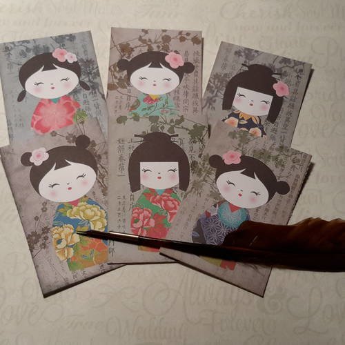 Lot de 6 petites images, poupées kokeshi,  motifs pour cartes , charmants. poupées japonaises. scrap 