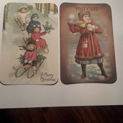 Lot de 2 grandes cartes postales  noël,  250g, vintage,  enfants époque victorienne,  luges et bataille boules de neige. 