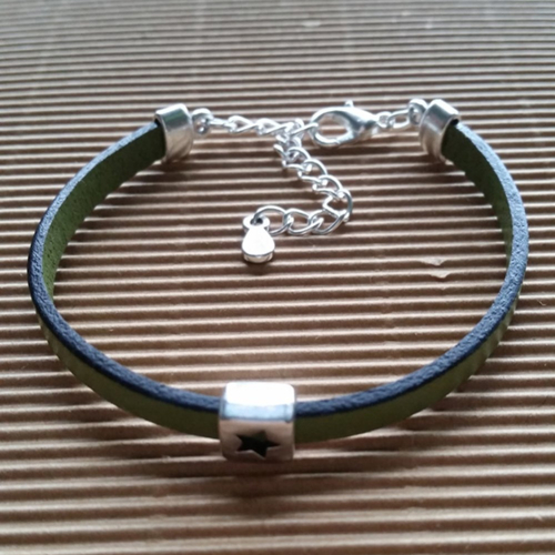 Bracelet pour ado, en cuir vert, passant étoile dans carré en métal argenté zamak