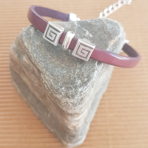 Bracelet pour femme, en cuir prune, passants carré spirale en métal argenté zamak