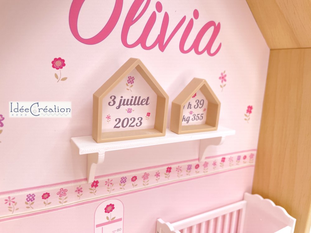 Cadre naissance personnalisé, vitrine bébé miniature au prénom de l'enfant,  modèle montagnes roses - Un grand marché