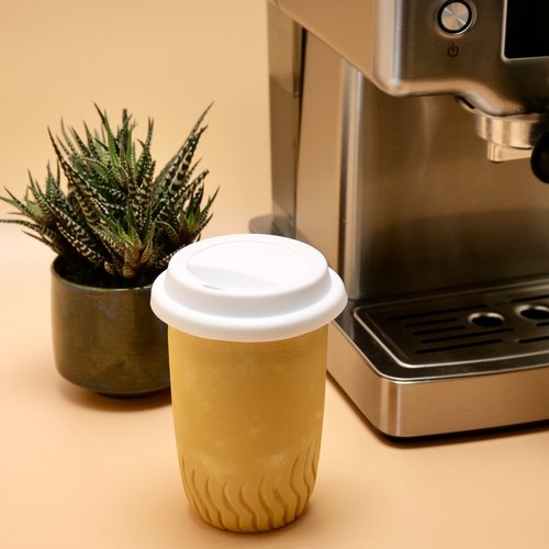 Mug de voyage "hot container" – mug de voyage en céramique jaune mat - tasse nomade artisanale - couvercle silicone