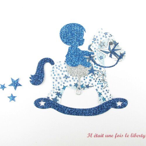 Appliqué thermocollant liberty cheval à bascule en tissu liberty adelajda bleu et tissus pailletés motifs thermocollants cheval bébé écusson