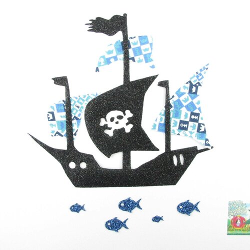 Appliqué thermocollant bateau de pirate en tissu liberty adelajda bleu, thermocollants liberty patch à repasser iron on liberty fabrics