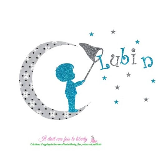 Appliqués thermocollants petit garçon qui pêche son prénom sur 1 lune en tissu géométrique gris, flex pailletés